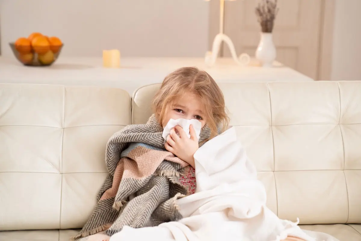 5 неприятных последствий недолеченной простуды и как их избежать